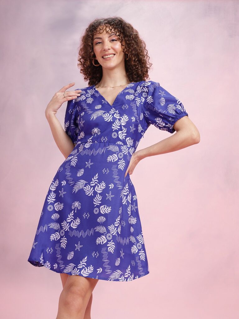 4ba29081-5a1a-44d1-bbe7-5e991c6d892f1738572175227-DressBerry-Women-Dresses-9651738572174693-3